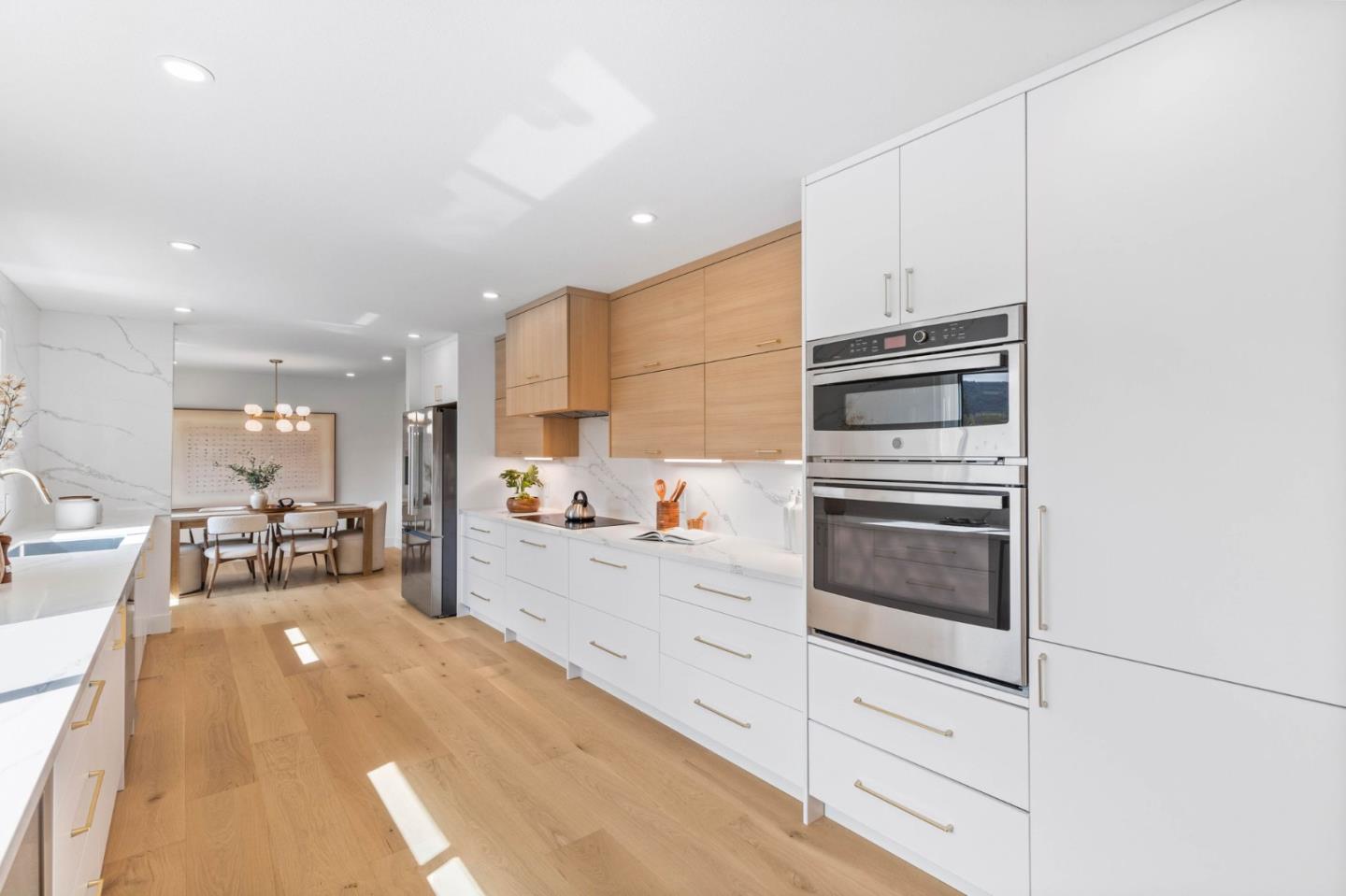 19522 Via Real Drive