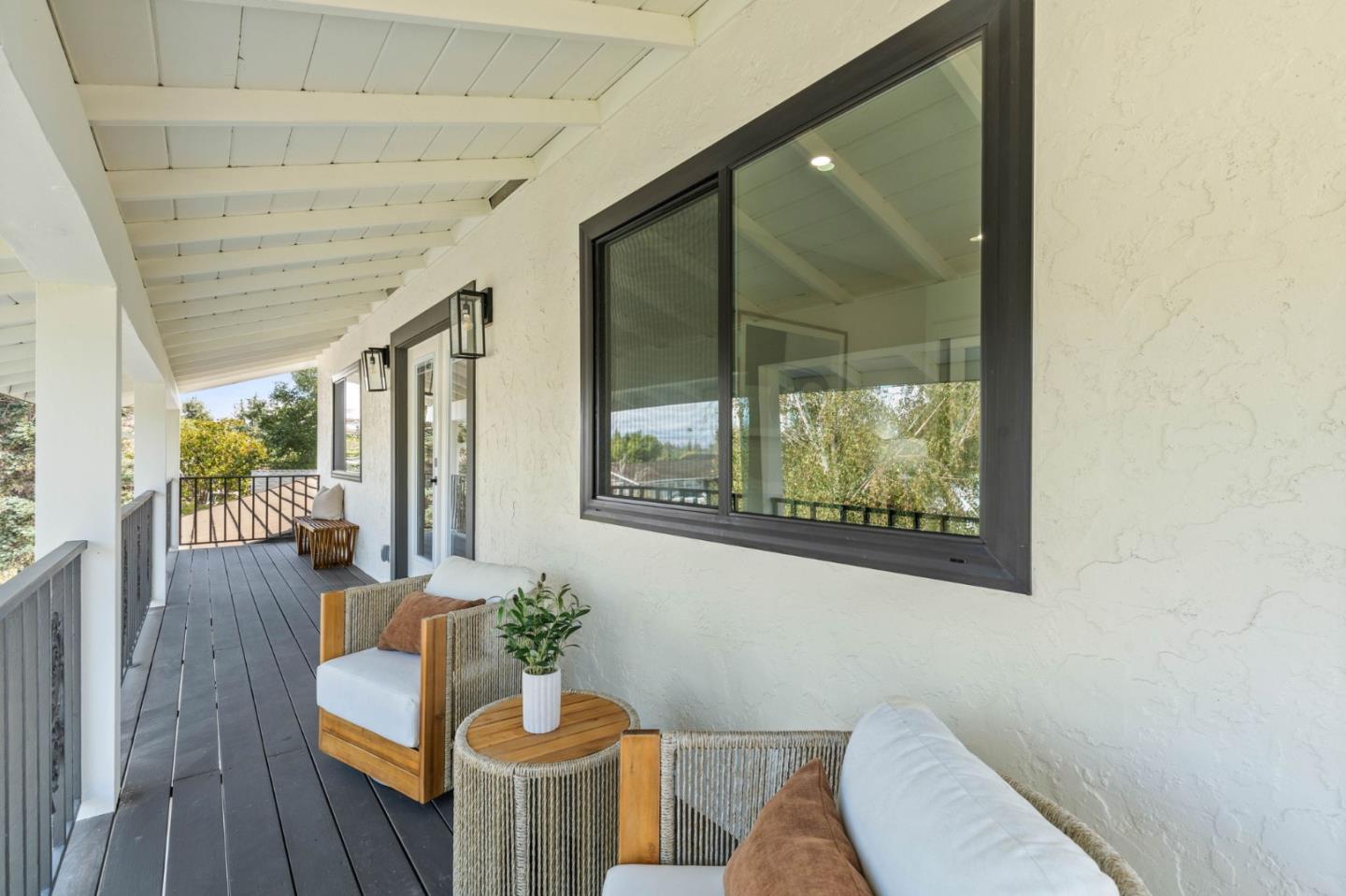 19522 Via Real Drive