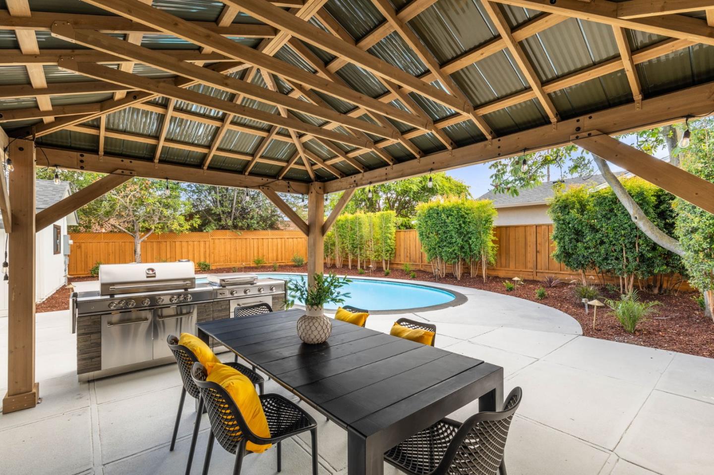 19522 Via Real Drive