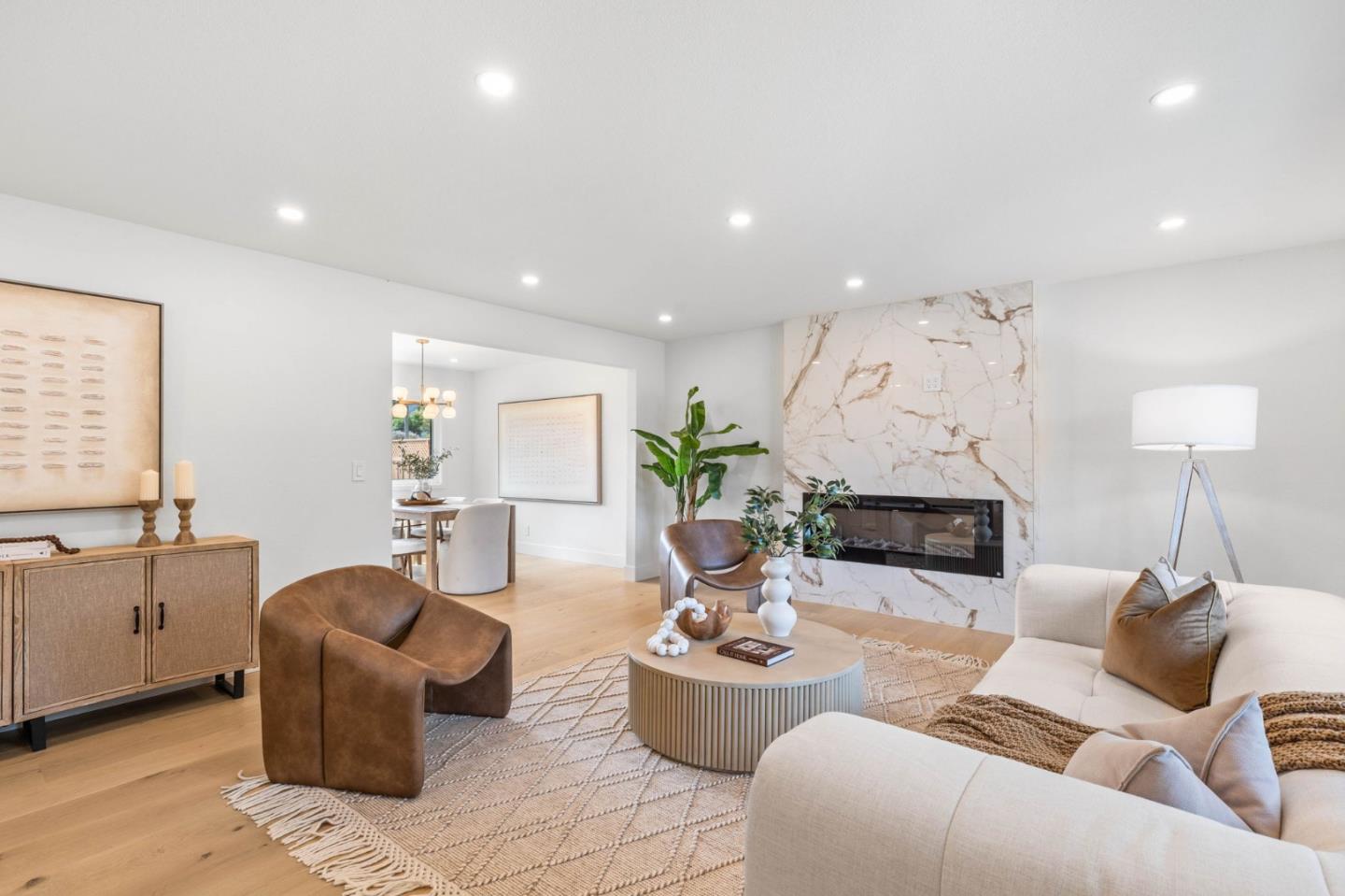 19522 Via Real Drive