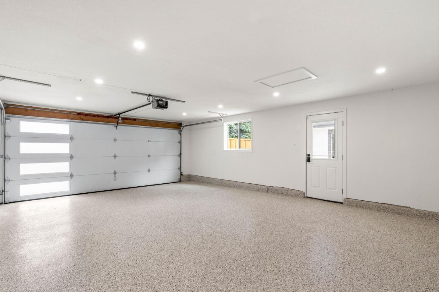 19522 Via Real Drive