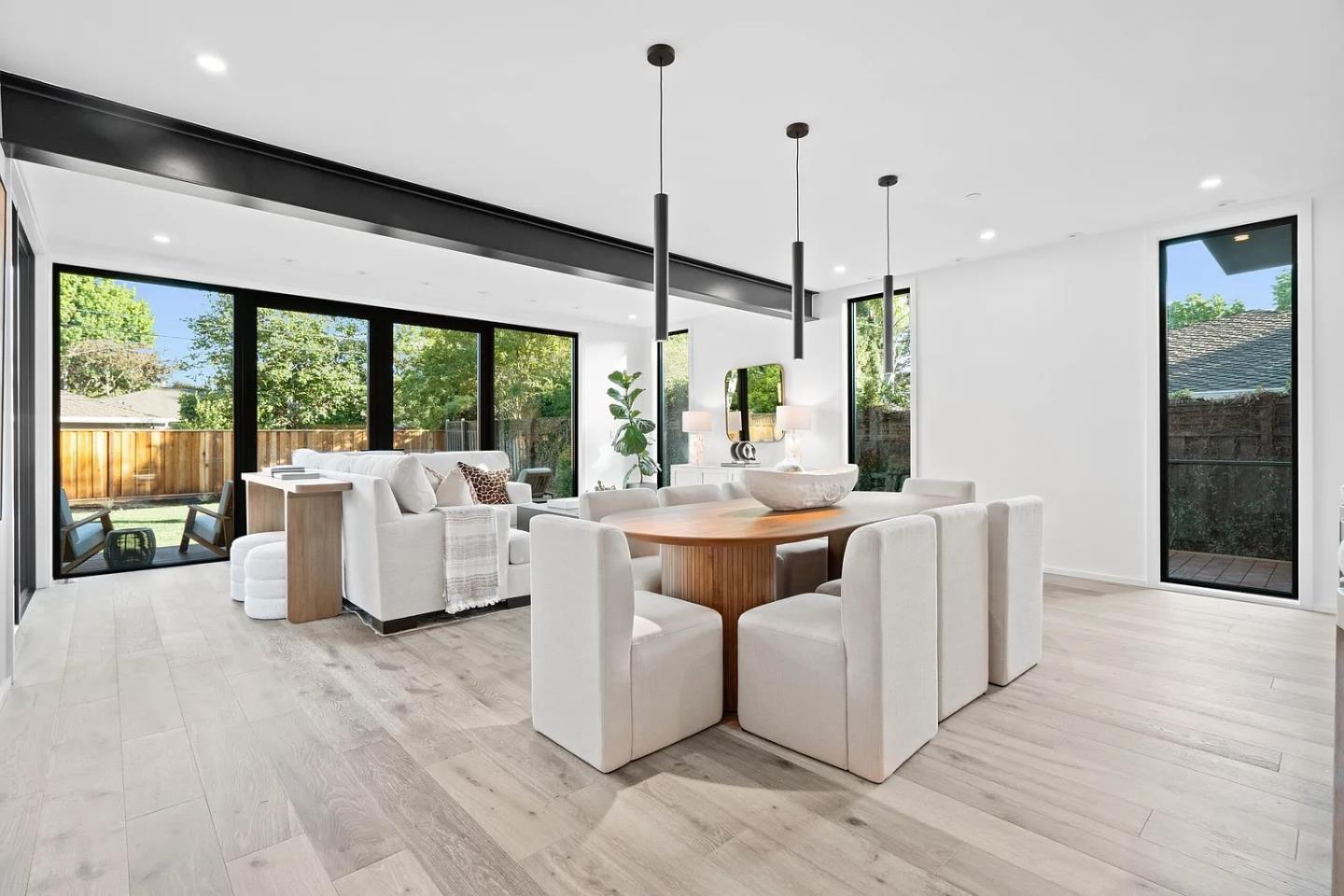 1772 Barcelona Avenue