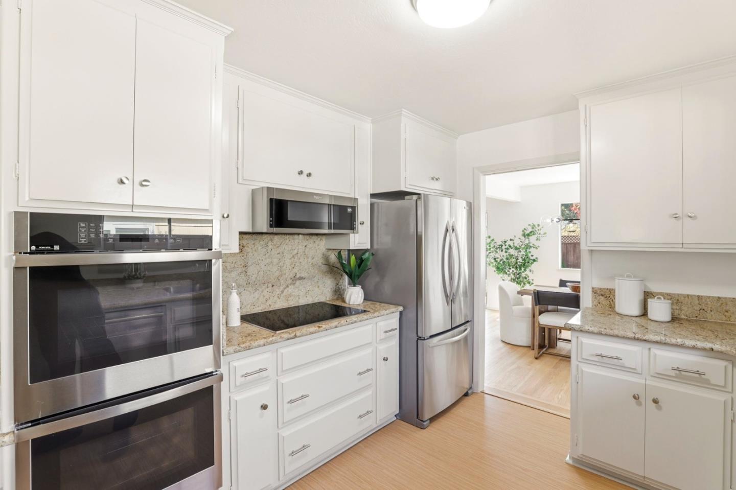 381 Leland Avenue