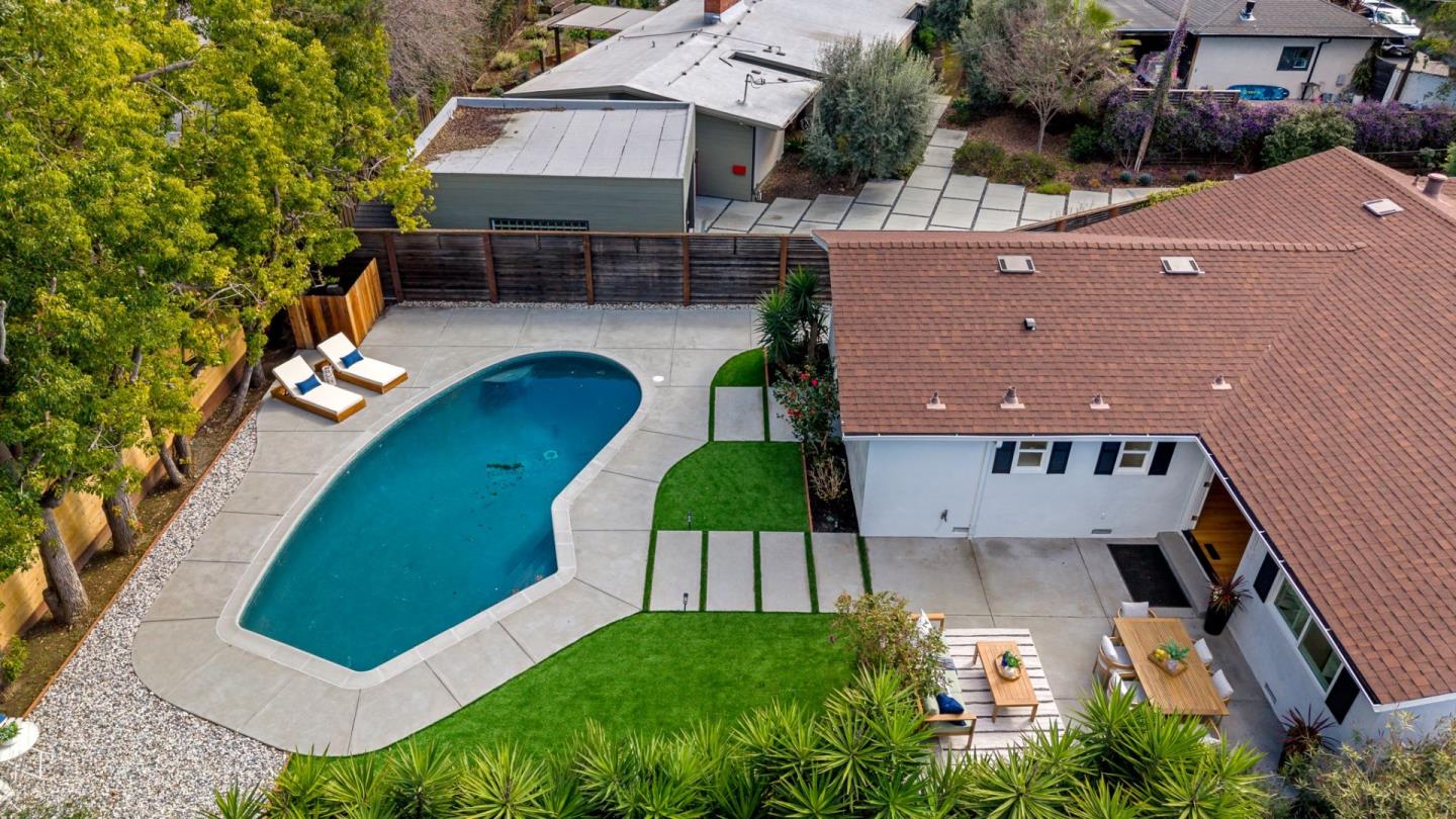 12 Country Lane