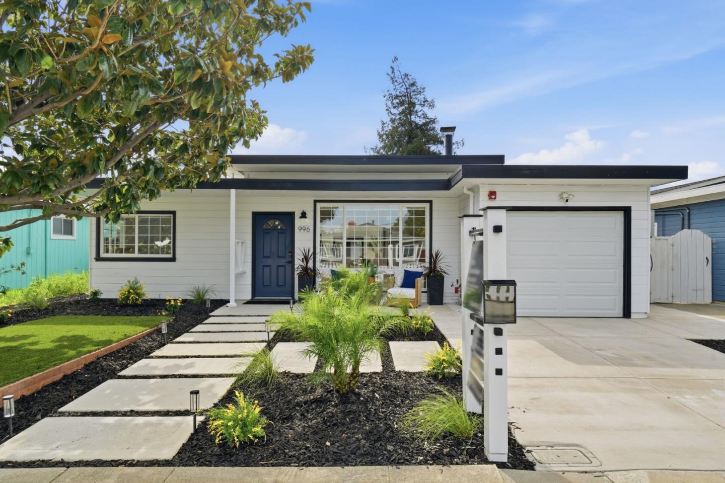 996 Patricia Avenue