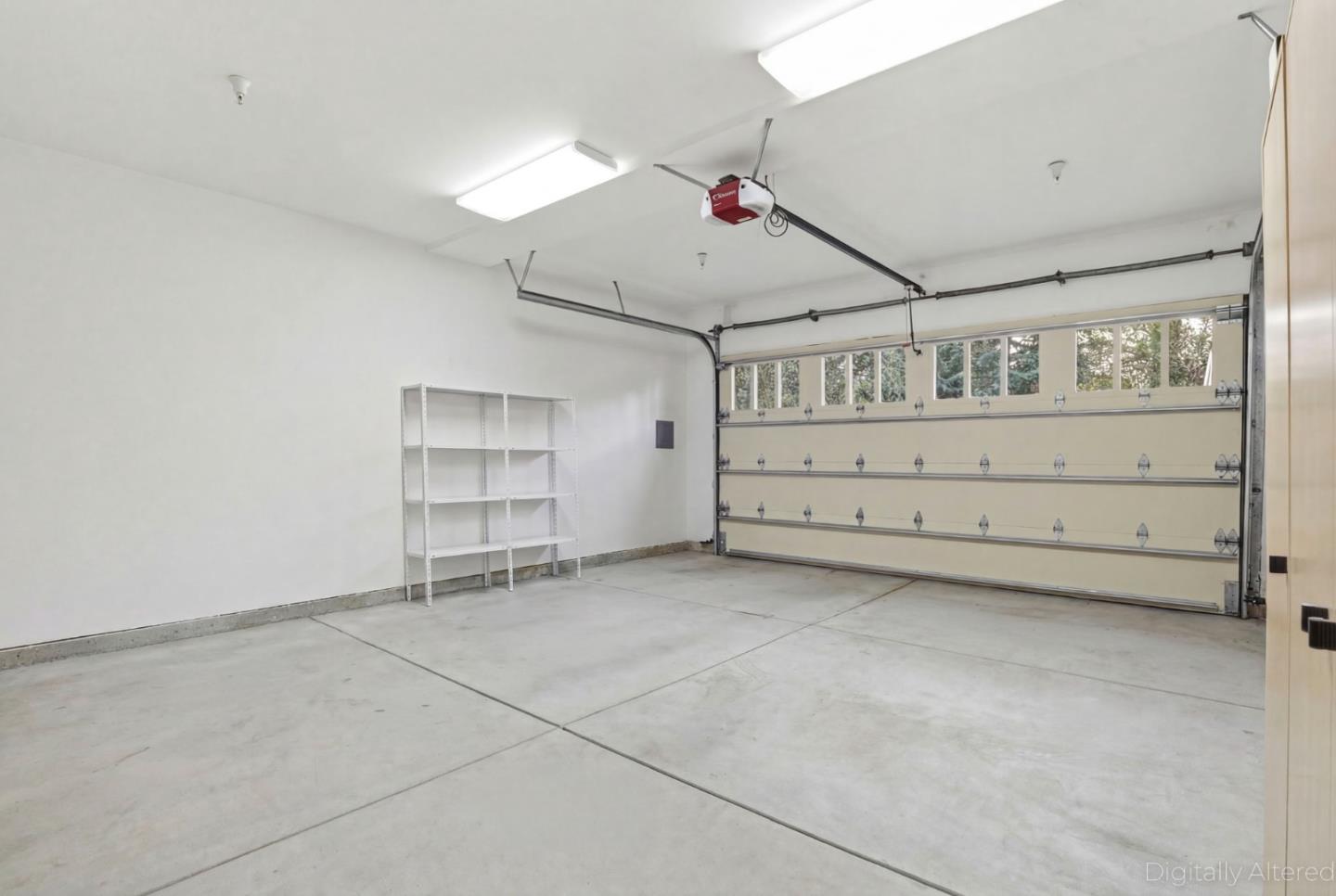 2067 Santa Cruz Avenue