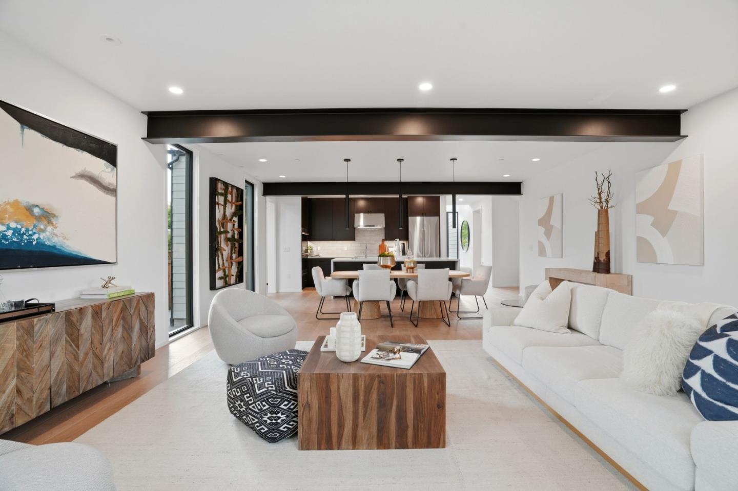 3012 Vistamont Drive