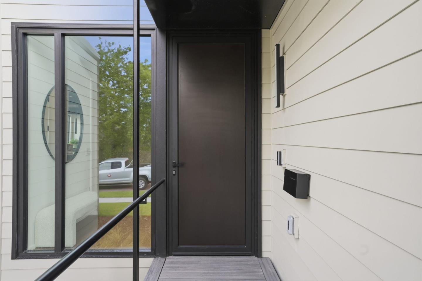 3012 Vistamont Drive