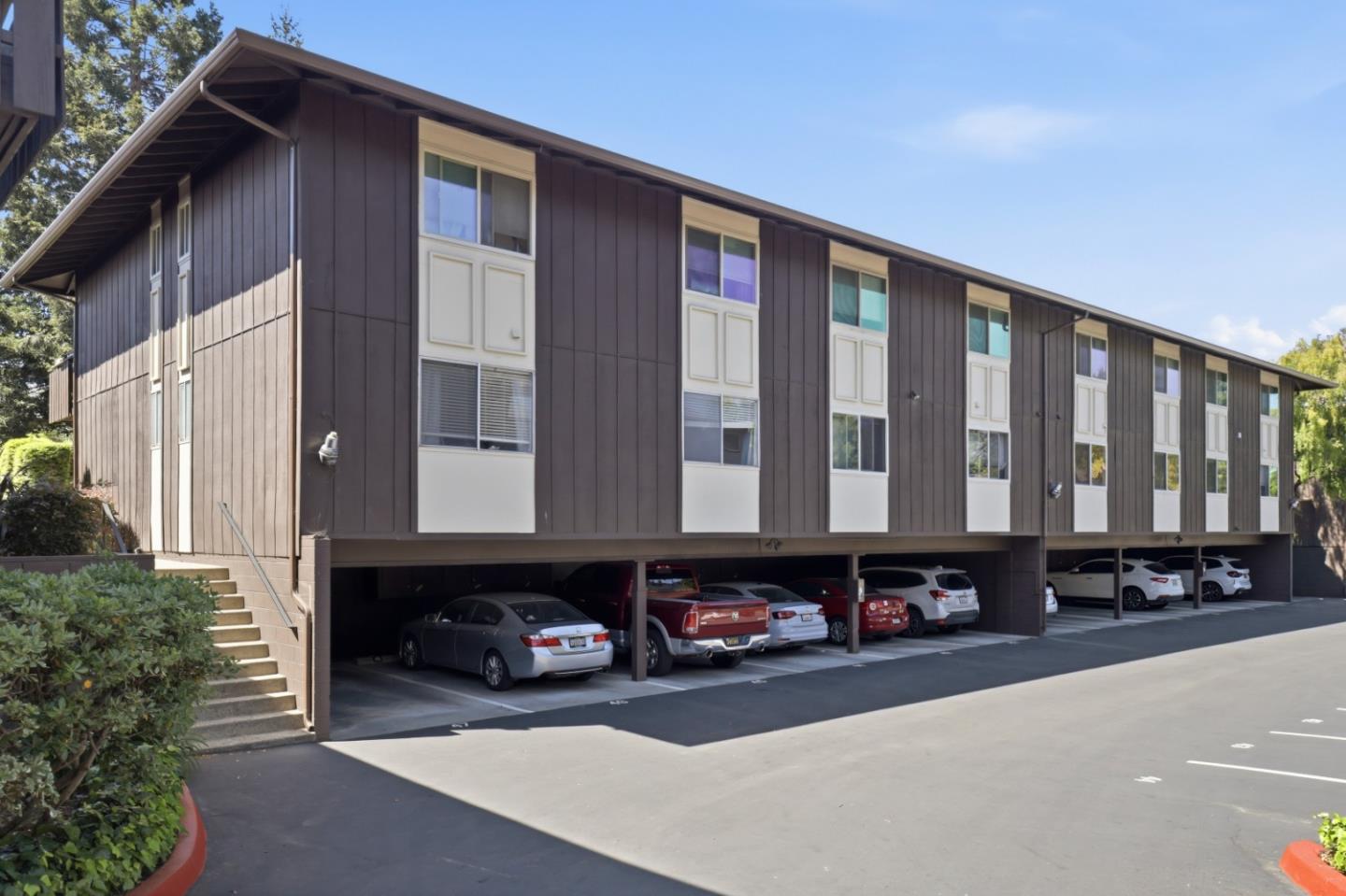 100 East Middlefield Road 3B