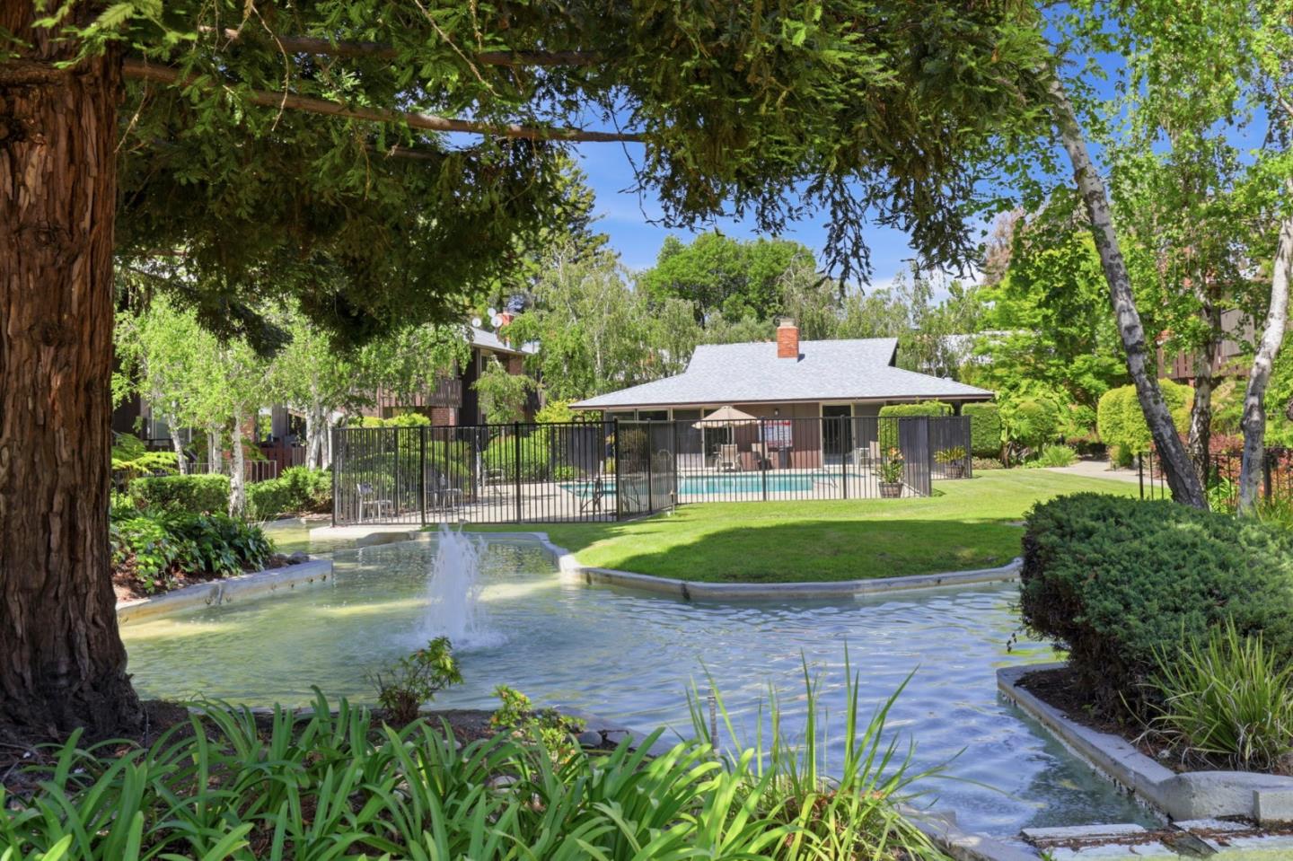 100 East Middlefield Road 3B