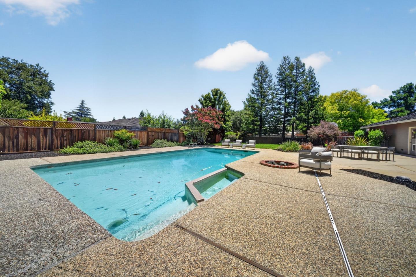 19348 Harleigh DR