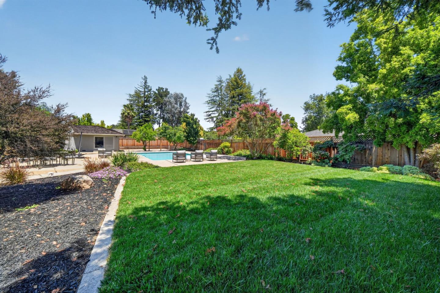 19348 Harleigh DR