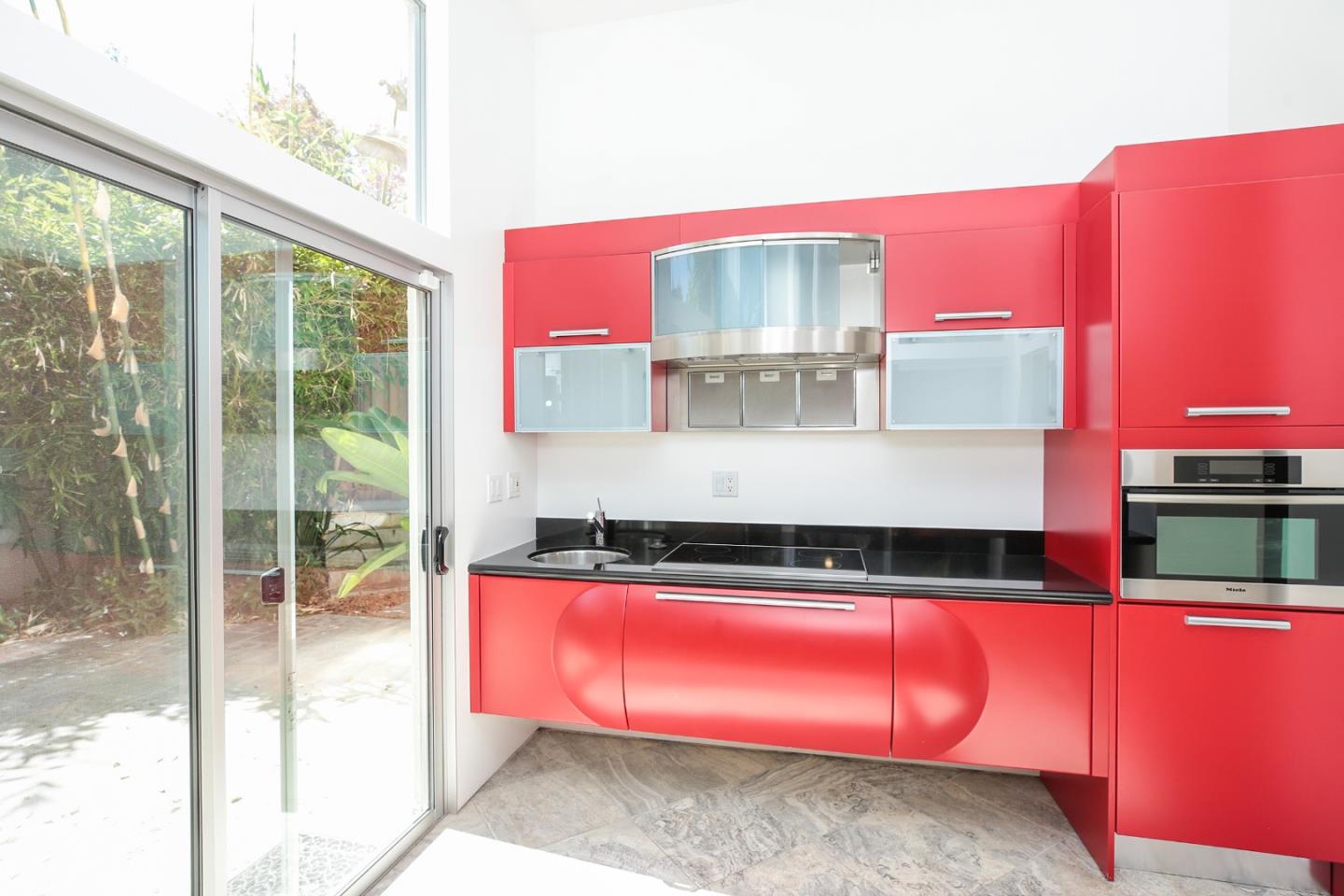 171 Cowper ST B
