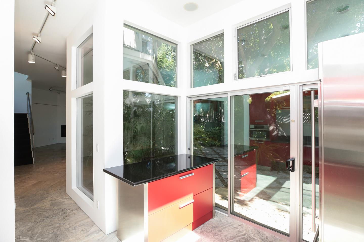 171 Cowper ST B