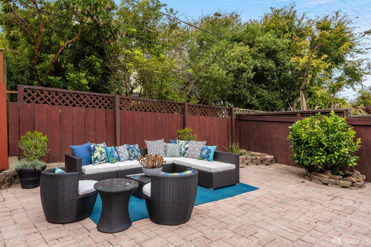 38 Sequoia Way