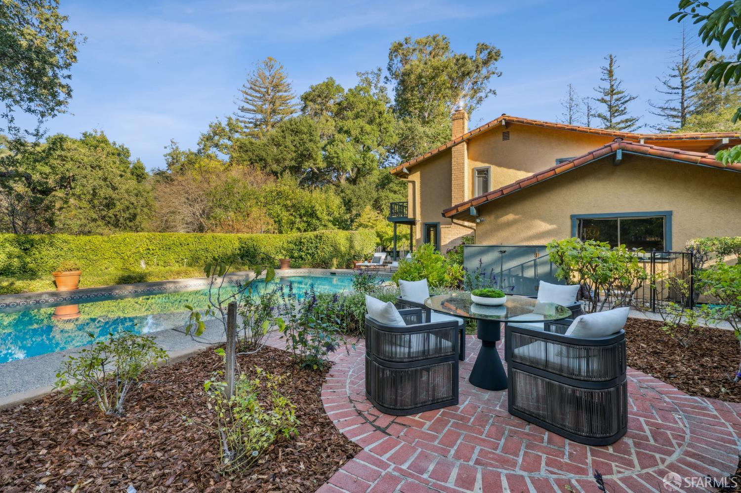 16244 Kennedy Road