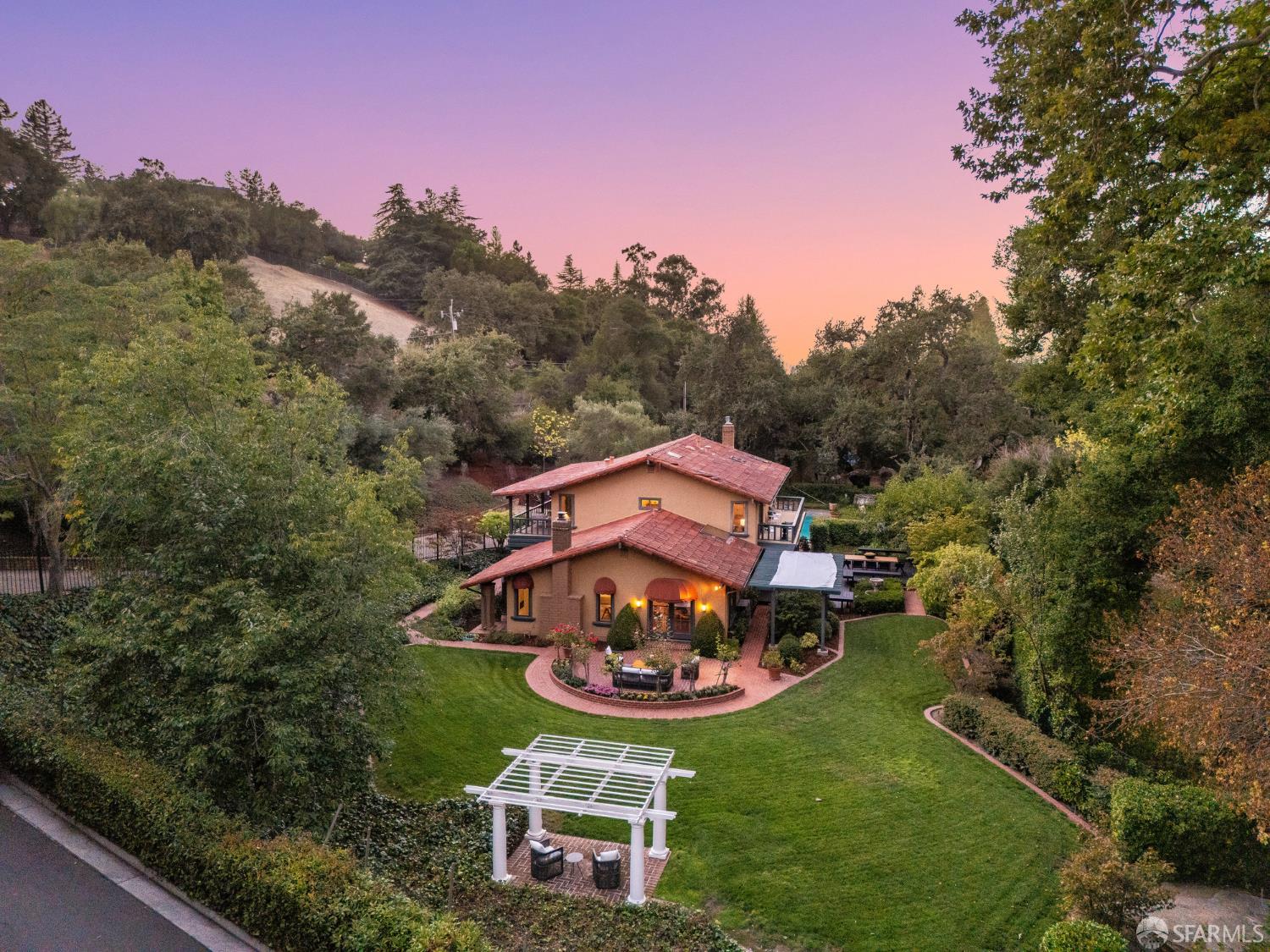 16244 Kennedy Road