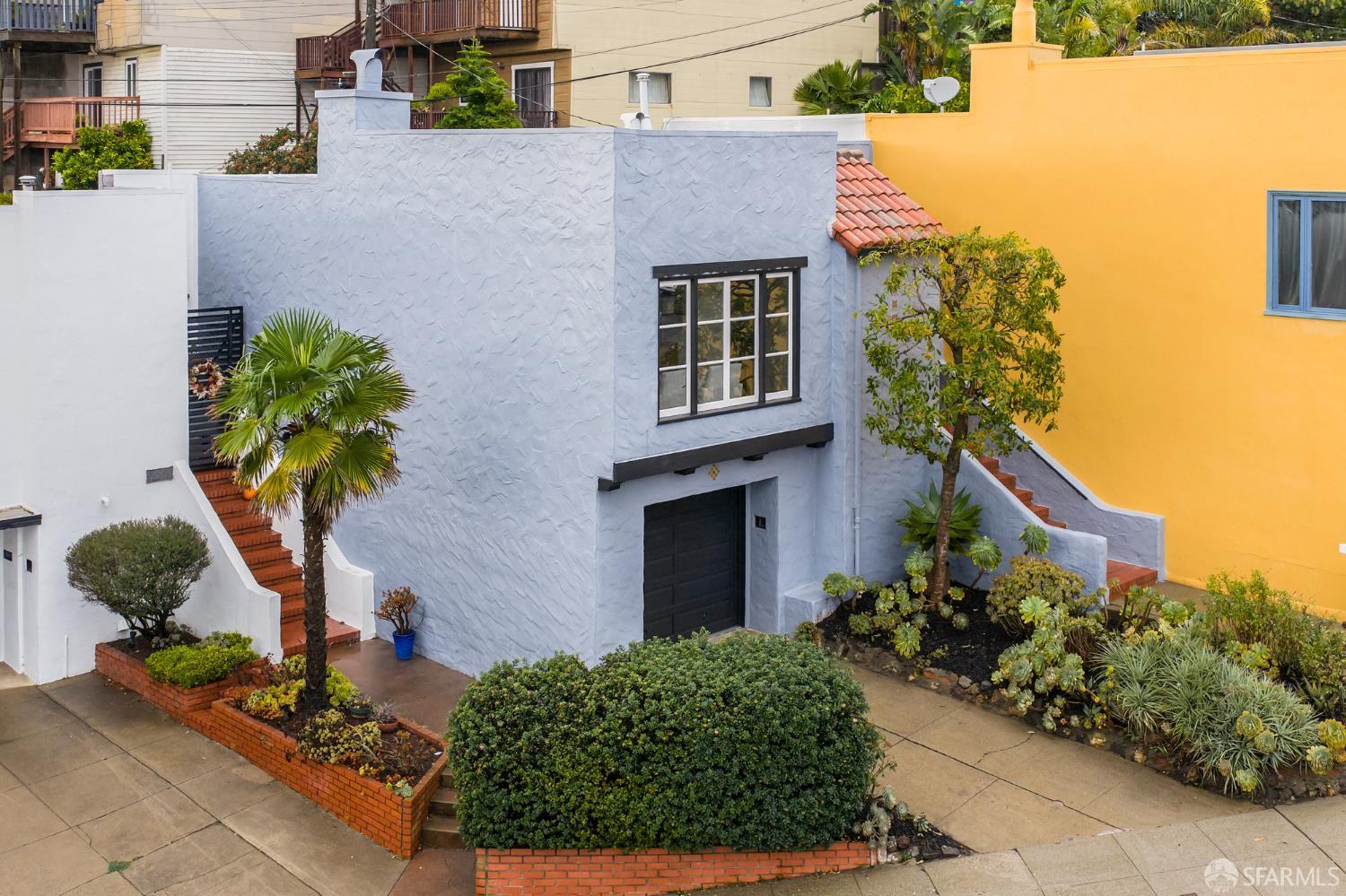 660 Teresita Boulevard