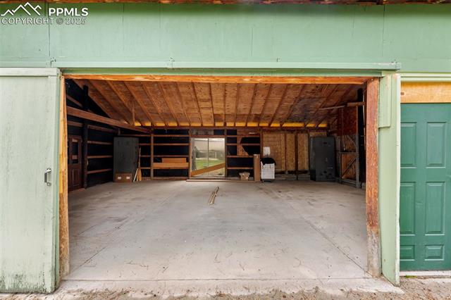 12150 Greentree Lane