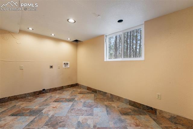 12150 Greentree Lane