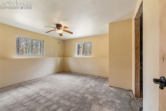 12150 Greentree Lane