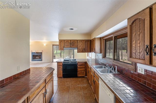 12150 Greentree Lane