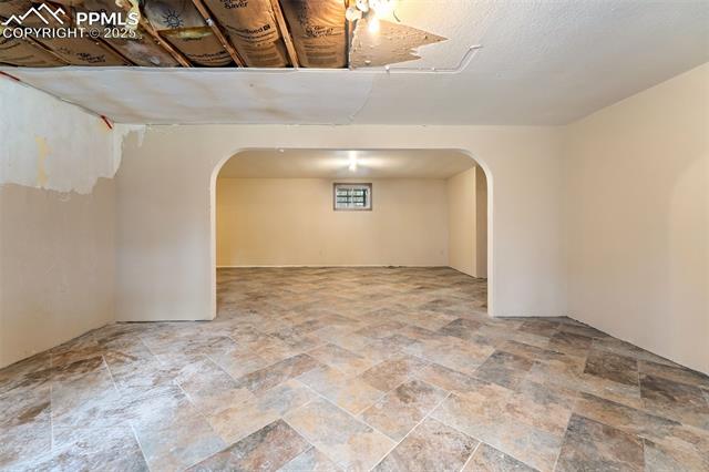 12150 Greentree Lane