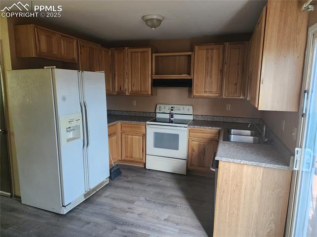 2140 Broadway Avenue