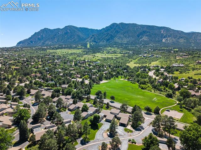 315 Blue Windsor Lane