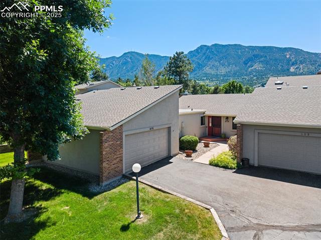 315 Blue Windsor Lane