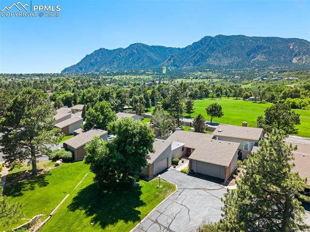 315 Blue Windsor Lane