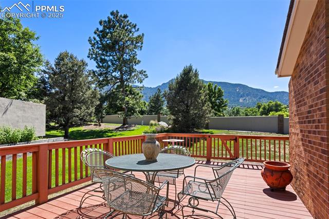 315 Blue Windsor Lane