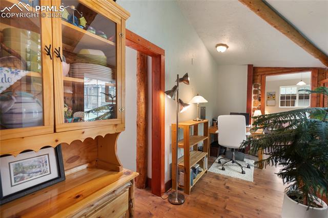 135 Daniwood Grove