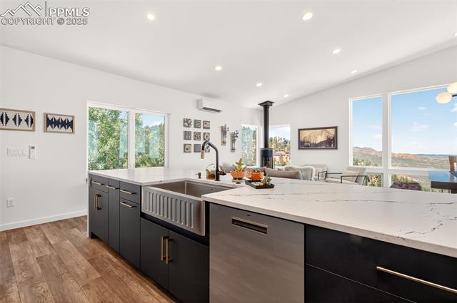 555 Sunrise Peak Road