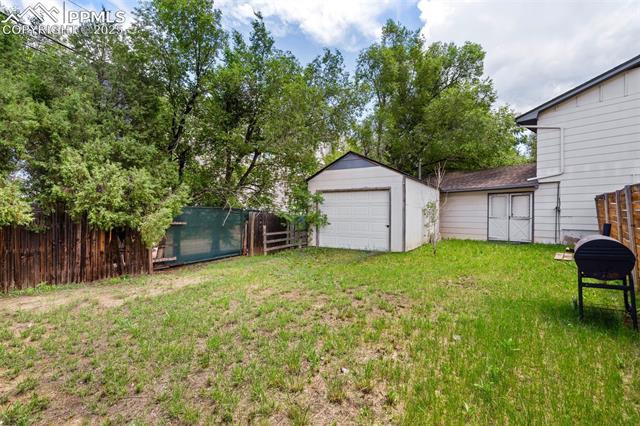 915 Skyway Boulevard