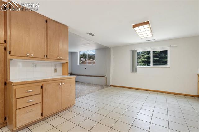 915 Skyway Boulevard