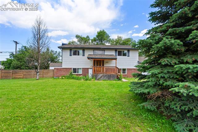 915 Skyway Boulevard