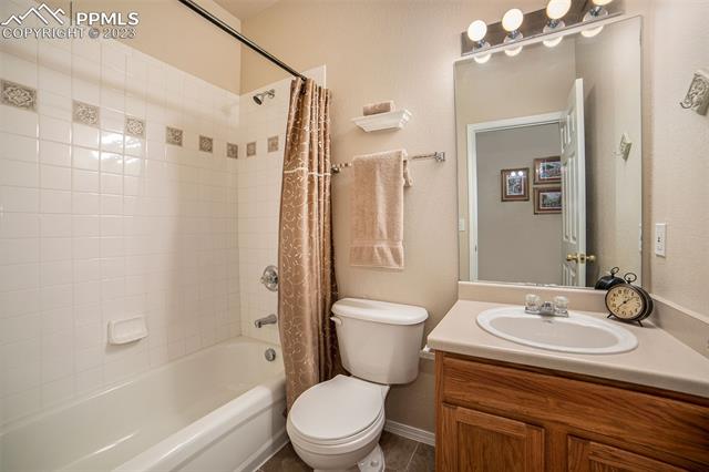 3020 Mandalay Grove Unit: 9