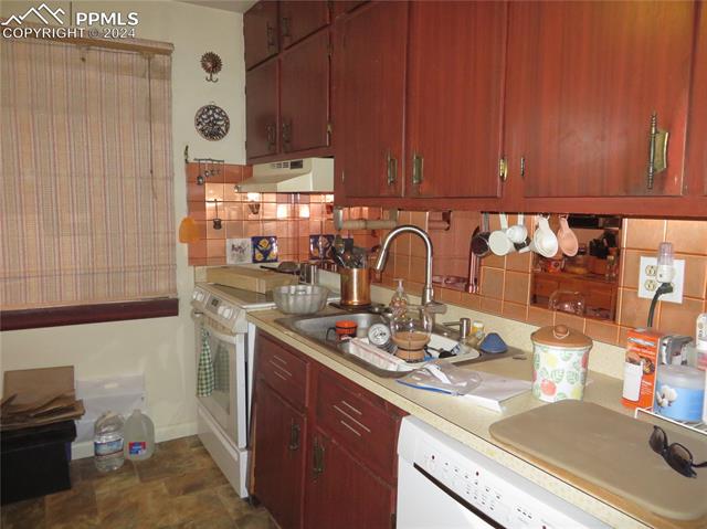 4395 Leprechaun Lane