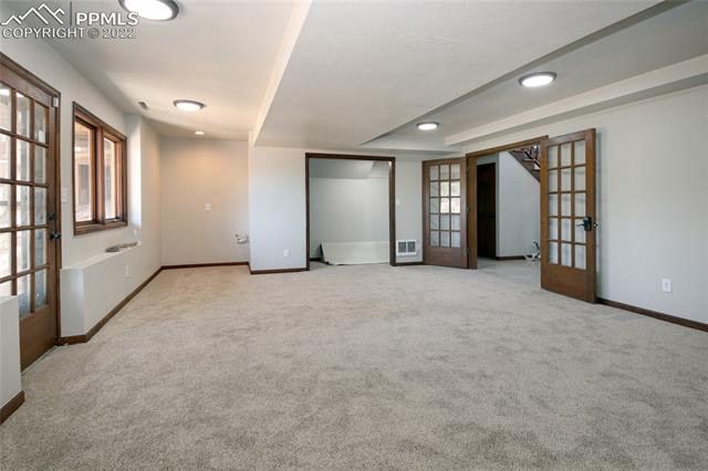 3512 W David Lane