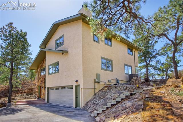 3512 W David Lane