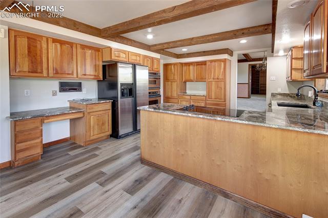 3512 W David Lane