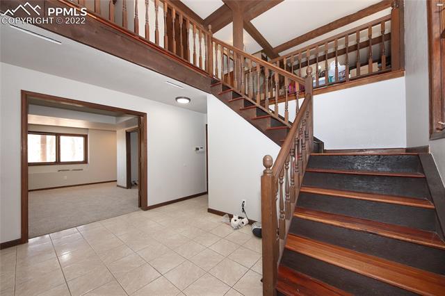 3512 W David Lane