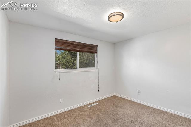 1543 Southmoor Drive