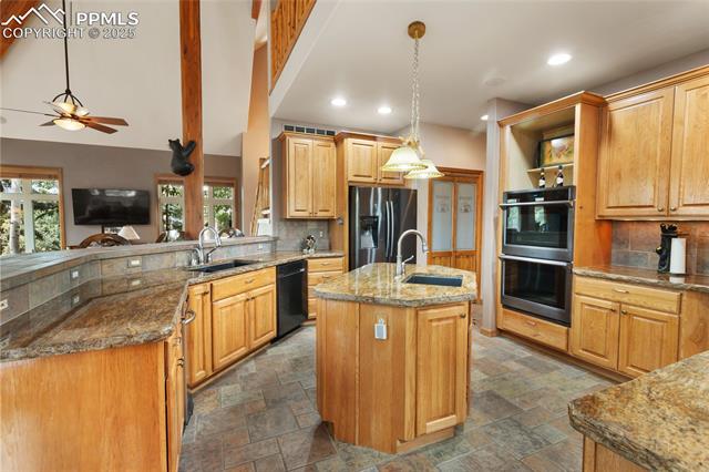 591 Skyline Drive