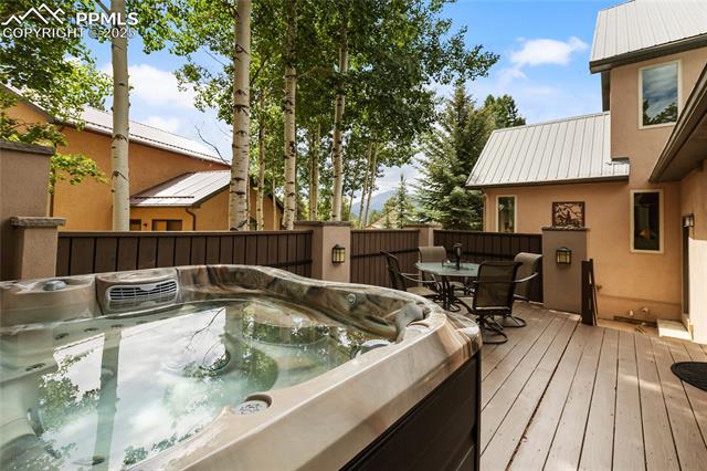 591 Skyline Drive