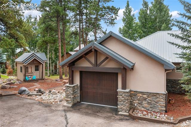 591 Skyline Drive