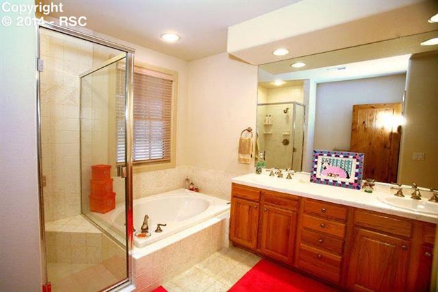 4445 GOVERNORS Point