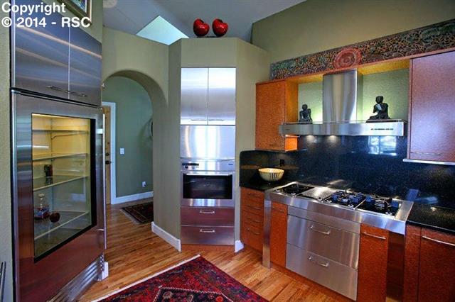 4445 GOVERNORS Point