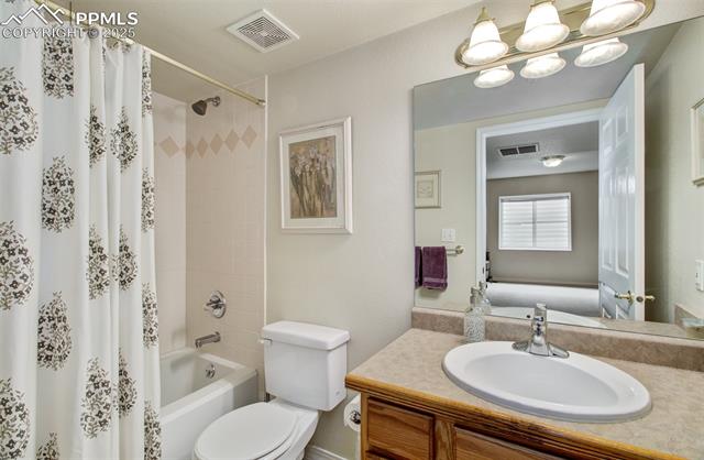 2130 Alpine Shadows View